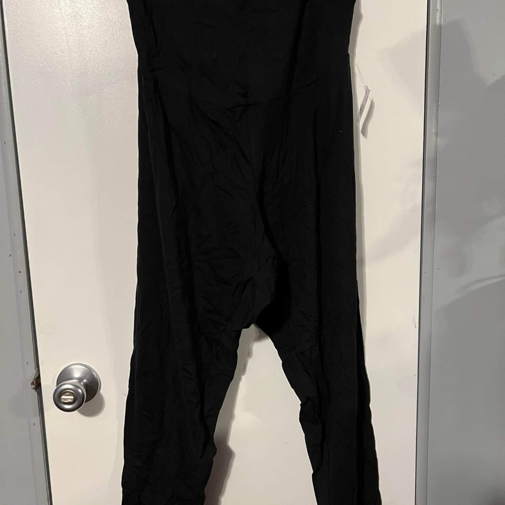 Motherhood Maternity black leggings brand new